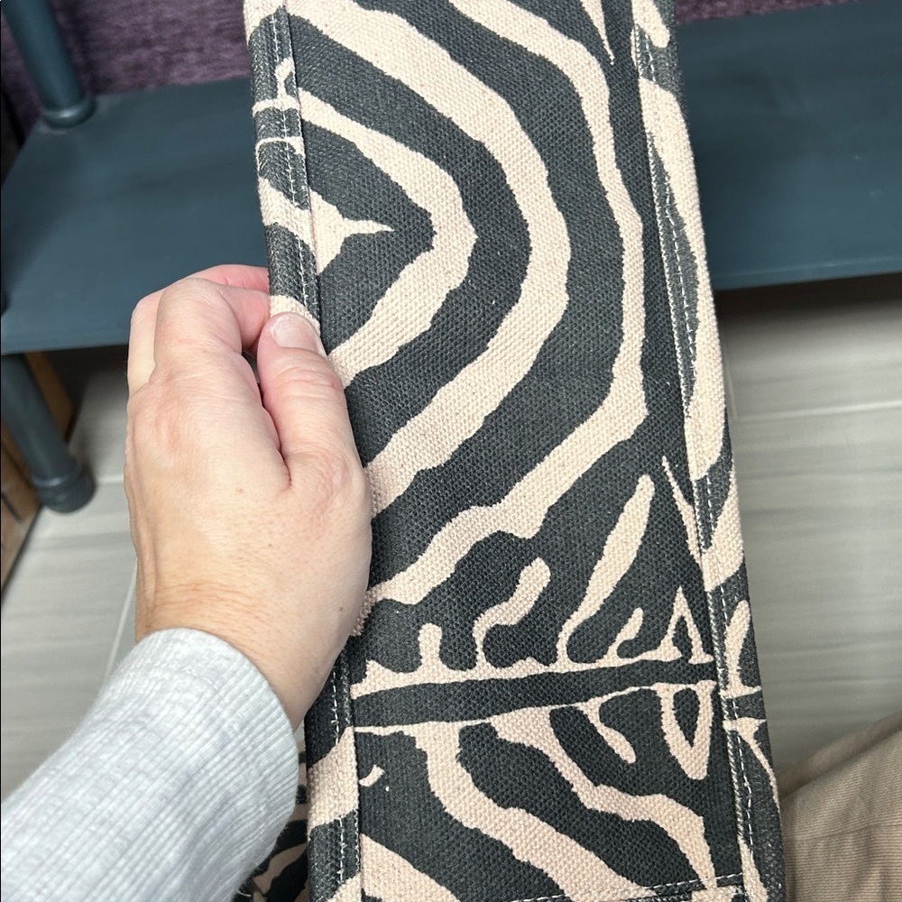 Vince Camuto Black and Cream Zebra Tote - Picture 11 of 13